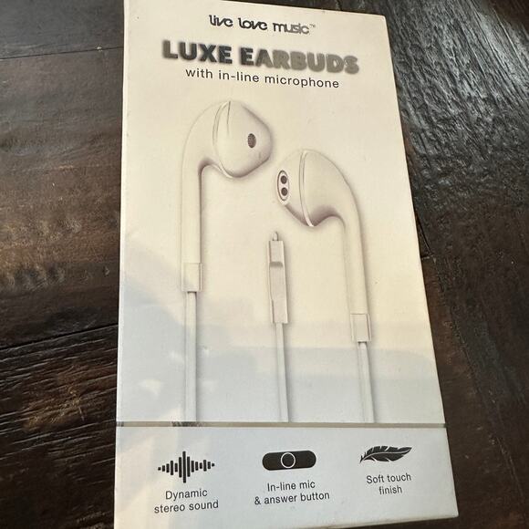 Live Love Music Luxe Earbuds White In-Line Mic Soft Touch 3.5mm Wired Headphones - Picture 3 of 4